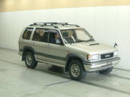 Isuzu Bighorn LS Field Star