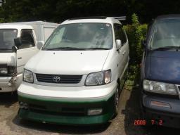 Toyota Noah  picture
