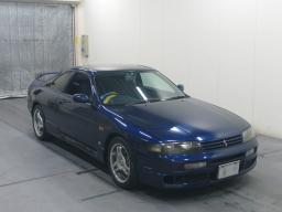 Nissan SKYLINE COUPE