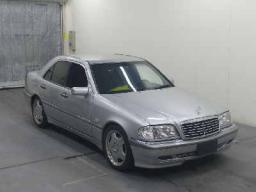 Mercedes-Benz C240 