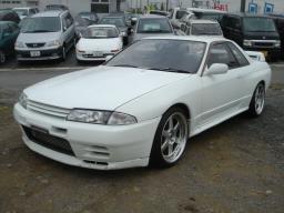 Nissan SKYLINE GT-R