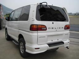 Mitsubishi DELICA SPACE GEAR Chamonix picture
