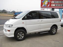 Mitsubishi DELICA SPACE GEAR Chamonix picture