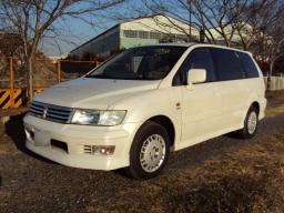 Mitsubishi Chariot Grandis 