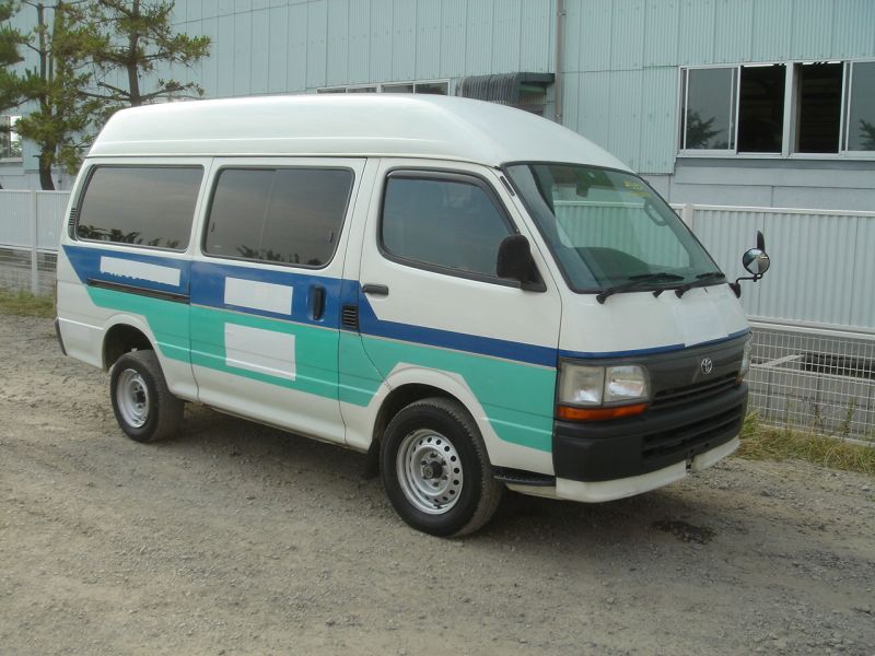 Toyota HIACE VAN