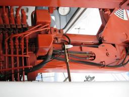 Mitsubishi Fighter 2.9 Ton TADANO 5 Step picture