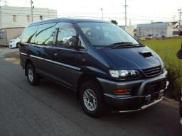 Mitsubishi DELICA SPACE GEAR 