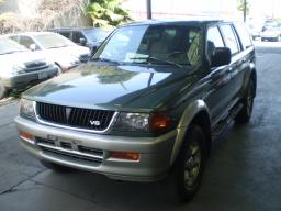 Mitsubishi Montero Sports picture