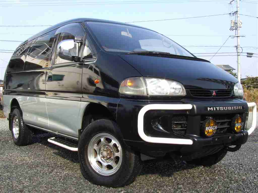 Mitsubishi DELICA SPACE GEAR EXCEED Ⅱ, 1994, used for sale