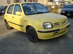 Nissan March 