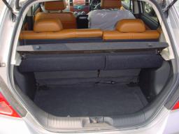 Nissan TIIDA AXIS picture