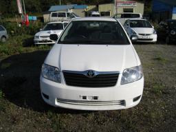 Toyota Corolla Saloon picture