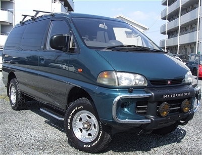 Mitsubishi DELICA SPACE GEAR