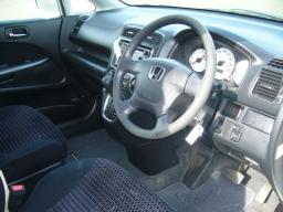 Honda Stream L picture