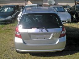 Honda Fit A picture