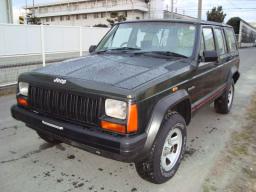 Chrysler Cherokee Sports