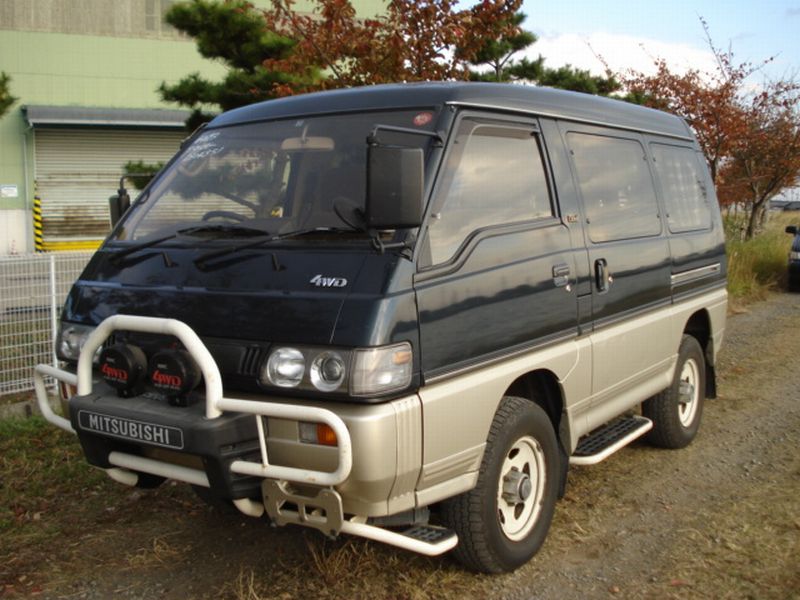 Mitsubishi Delica
