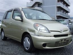 Toyota Funcargo X picture