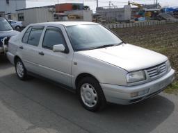 VolksWagen VENTO GLi