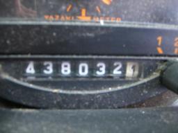 Isuzu Elf garbage truck picture