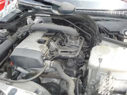 Mercedes-Benz C200 C-CLASS picture