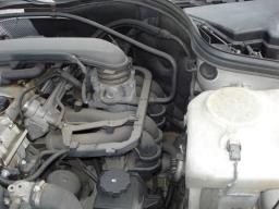 Mercedes-Benz C200 C-CLASS picture