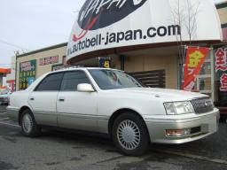 Toyota Crown 2.5 Royal Saloon