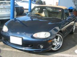 Mazda Roadster VS picture