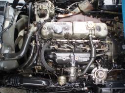 Isuzu ELF tank truck picture