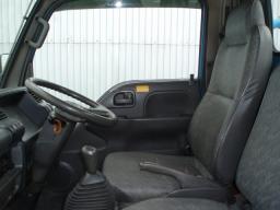 Isuzu ELF tank truck picture