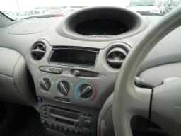 Toyota Platz F L-package picture