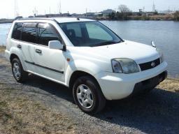 Nissan EXTRAIL ４WD S