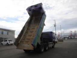 Nissan BIG SUM DUMP picture