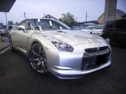 Nissan GT-R PREMIUM EDITION picture