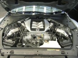 Nissan GT-R PREMIUM EDITION picture