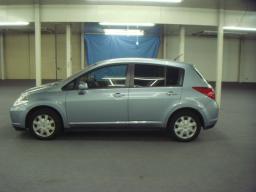 Nissan TIIDA 1500 picture