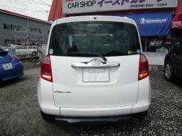 Toyota RACTIS WELLCAB picture