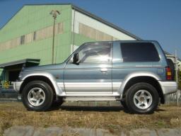 Mitsubishi Pajero XR-2
