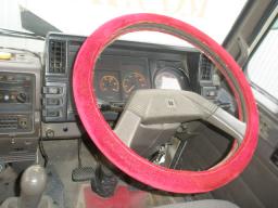 Isuzu 9m bus CONCRETE PUMP  picture