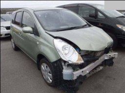 Nissan NOTE 15E SALSA GREEN