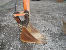 IHI EXCAVATOR 3t picture