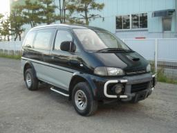 Mitsubishi DELICA SPACE GEAR 