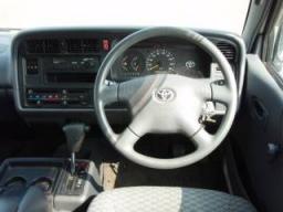 Toyota HIACE VAN DX   Long picture