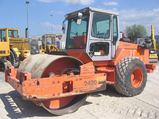 Hamm Single Drum Roller