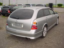 Nissan Primera  picture