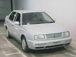 VolksWagen VENTO （ＰREVIA)