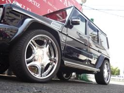 Mercedes-Benz G500L Classic PKG picture