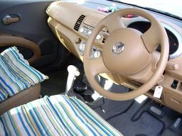 Nissan March 12C picture