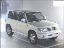 Mitsubishi PAJEROio ZR 4WD