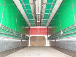 Isuzu 9m bus  picture